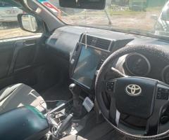 Toyota Parado - Image 3