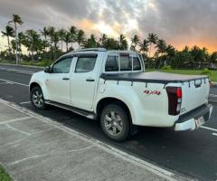 Isuzu Dmax 2015 Model for Sale - Image 2