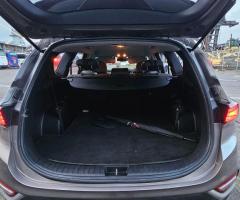 Hyundai SantaFe Diesel 4X4 7 Seater - Image 2
