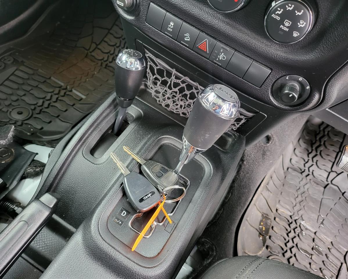 2016 Jeep Wrangler - Image 8