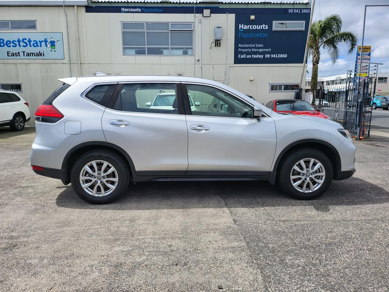 2020 Nissan X-TRAIL 7 seater 2WD - Image 9