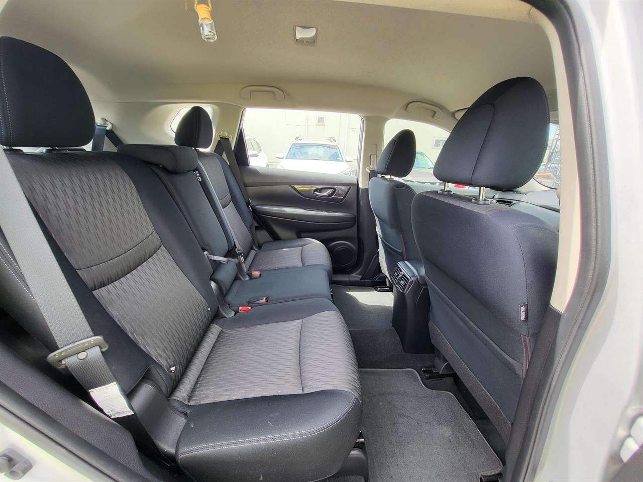 2020 Nissan X-TRAIL 7 seater 2WD - Image 12