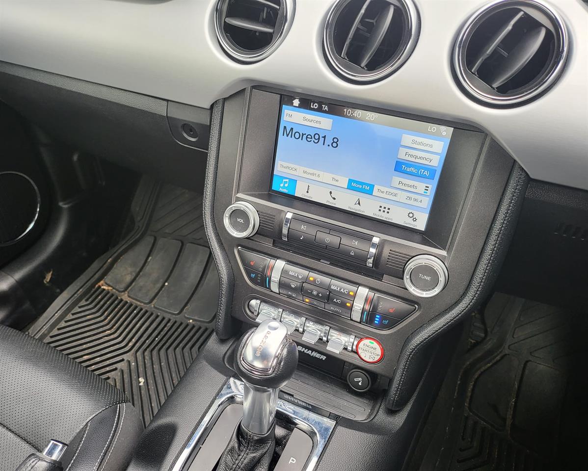 2018 Ford Mustang 2.3L FASTBACK - Image 16