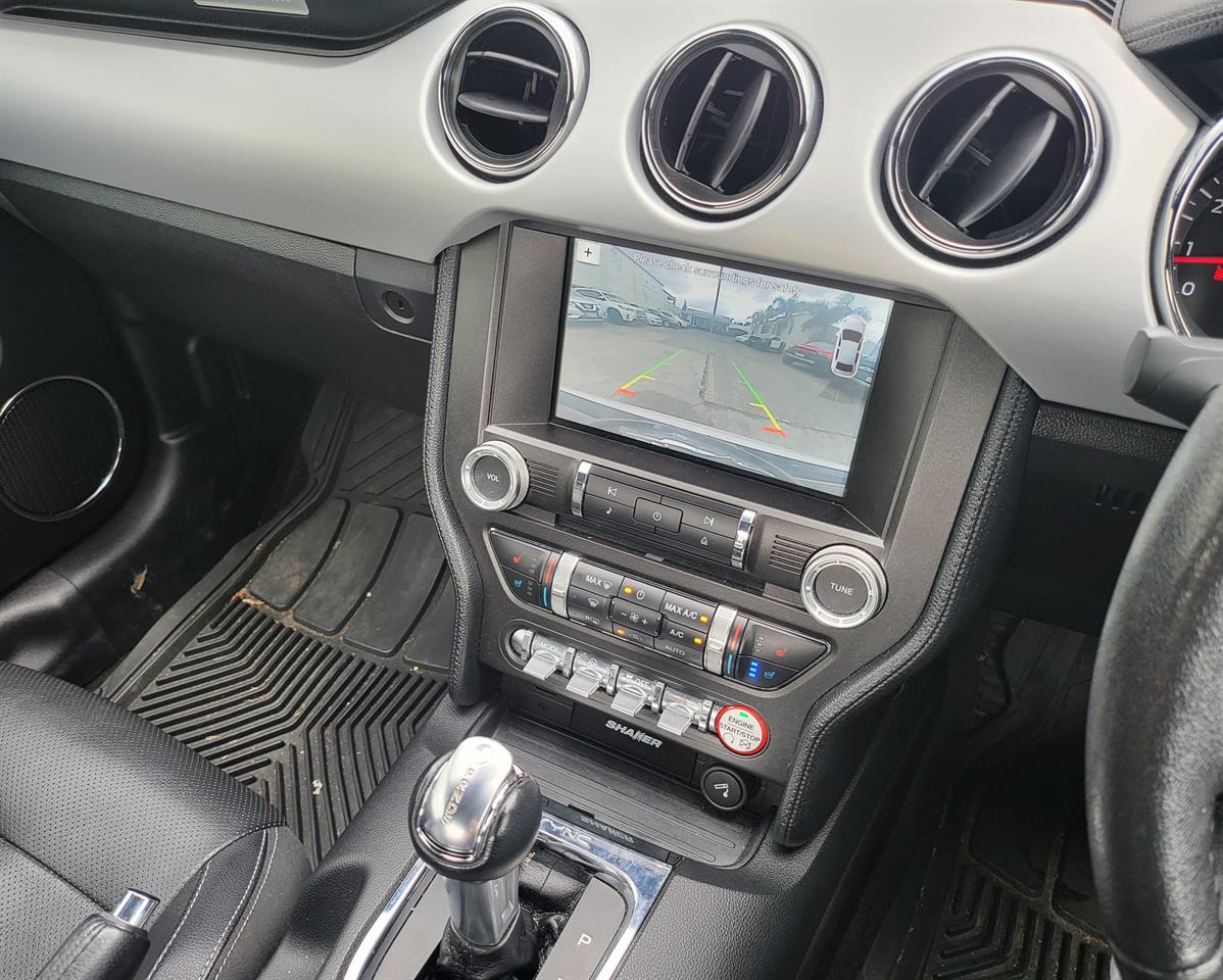 2018 Ford Mustang 2.3L FASTBACK - Image 17