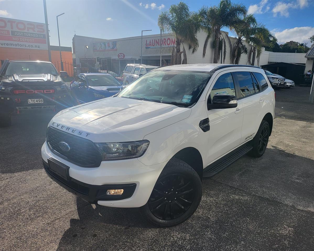 2022 Ford Everest SPORT 2.0D 7 Seats 4WD - Image 3