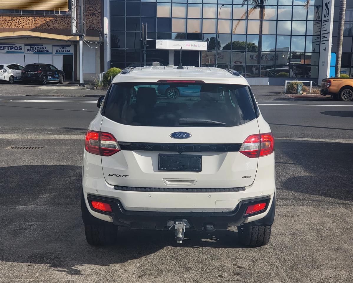 2022 Ford Everest SPORT 2.0D 7 Seats 4WD - Image 7
