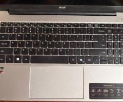 Acer Laptop - Image 2